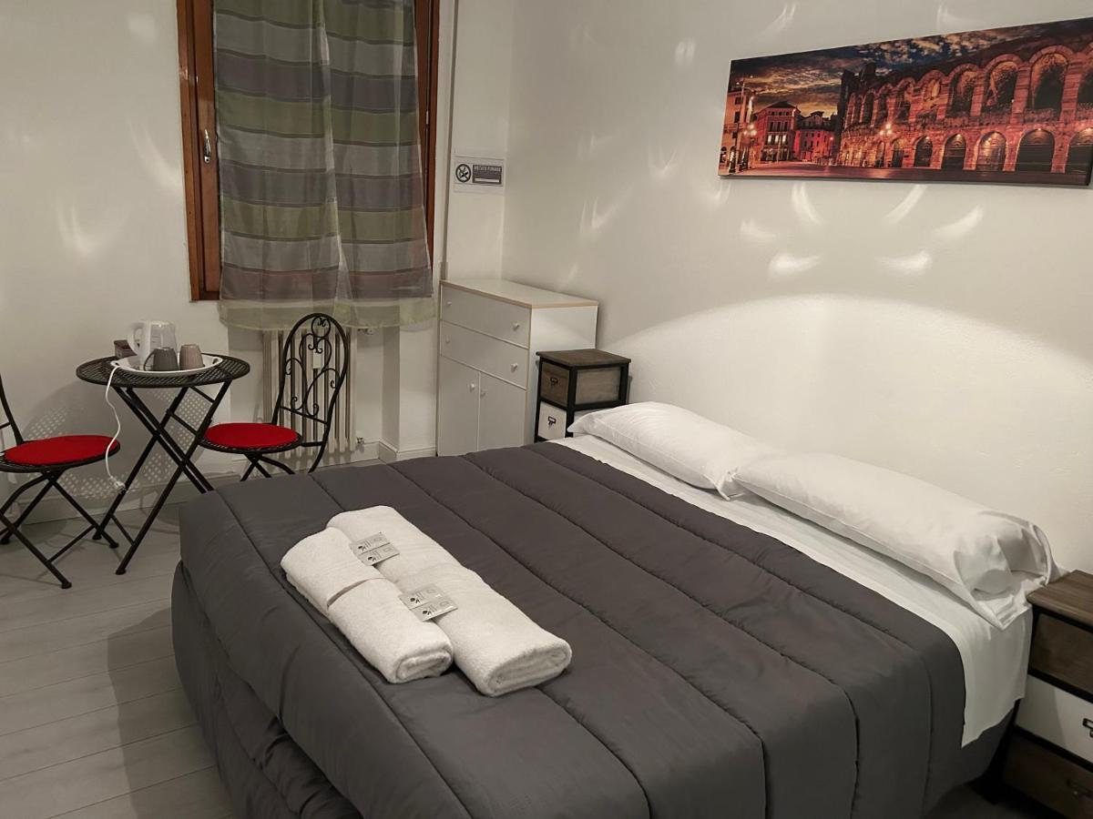 Locazione Turistica Forever Verona Exteriör bild
